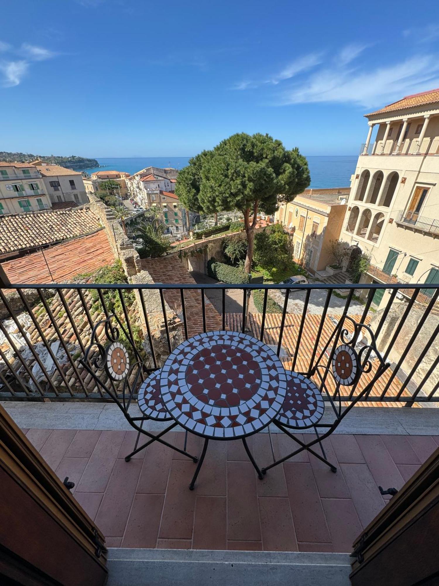 B&B Rivellini Тропея Экстерьер фото