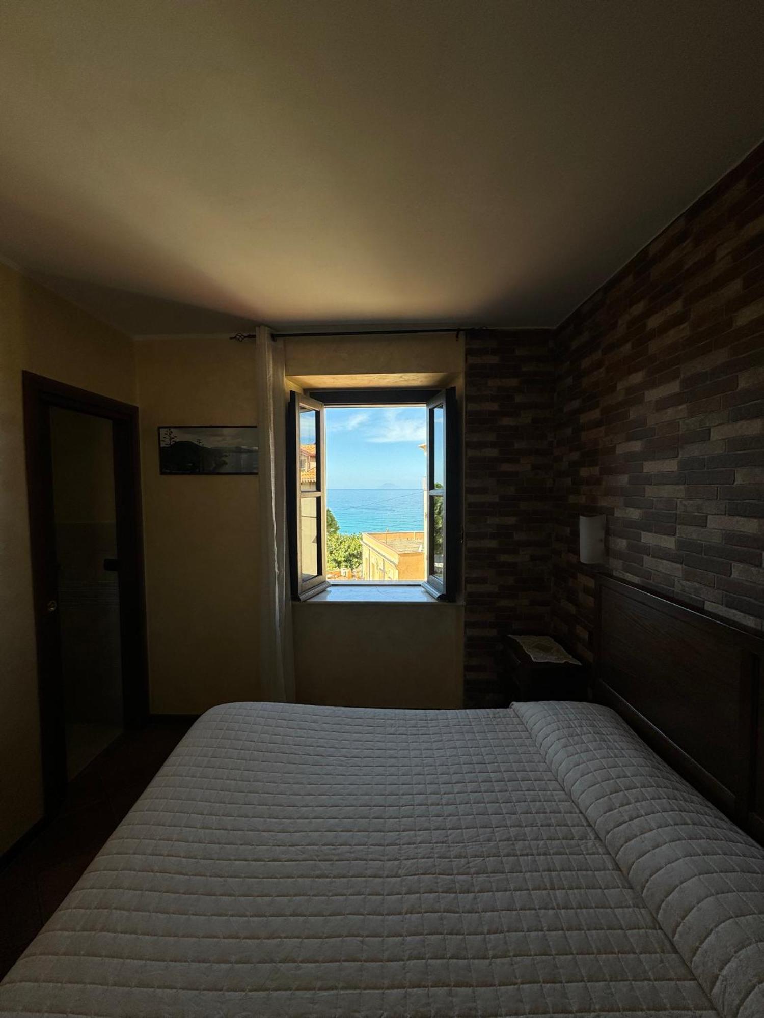 B&B Rivellini Тропея Экстерьер фото