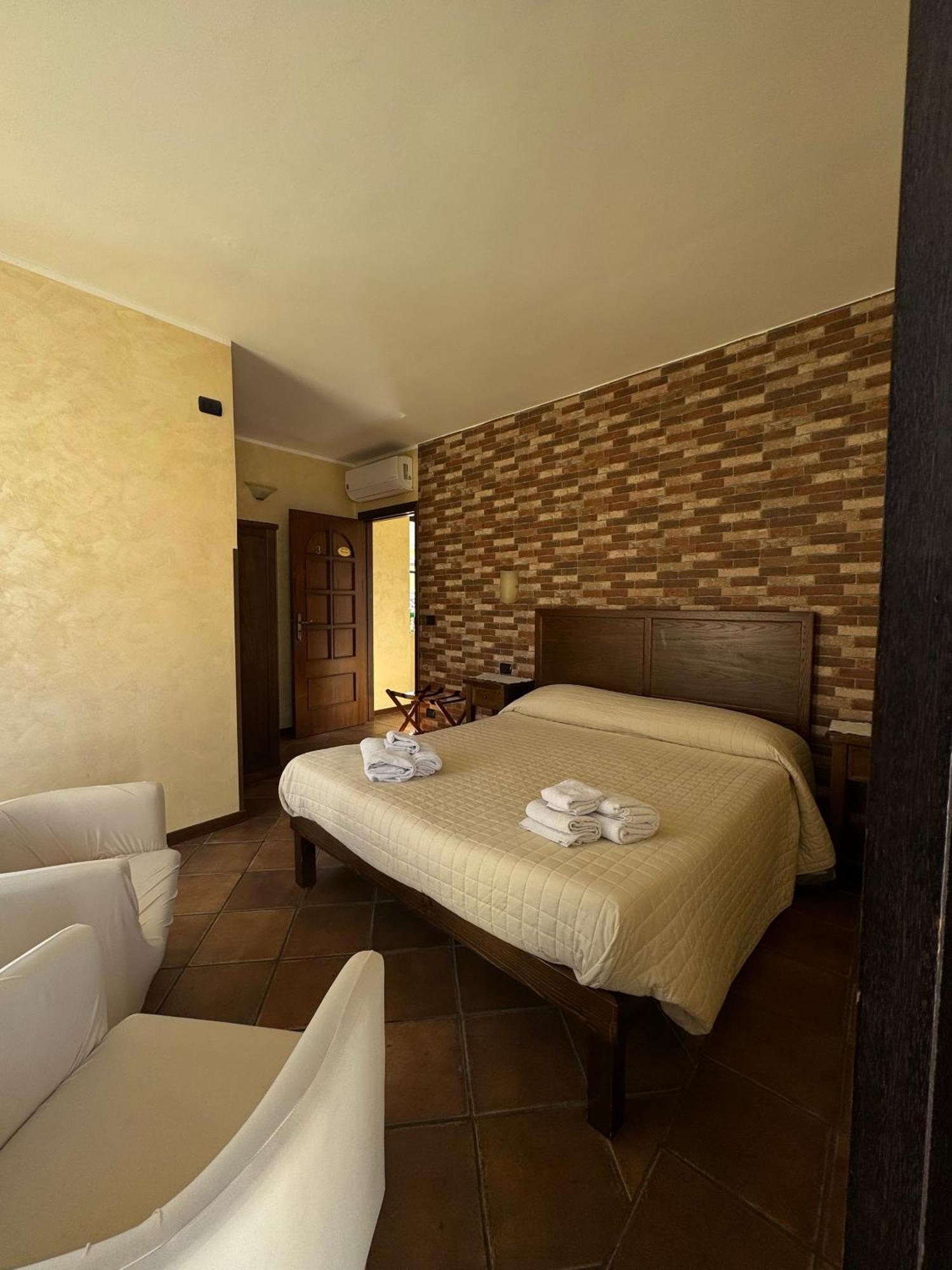 B&B Rivellini Тропея Экстерьер фото